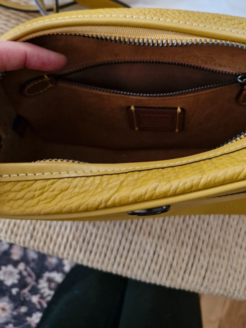 almost new Coach camera bag - Picture 3 of 9